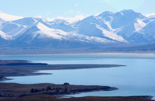 The turqouise water of Lake TekapoAlong the northern edge of the Mackenzie Basin in the South Island