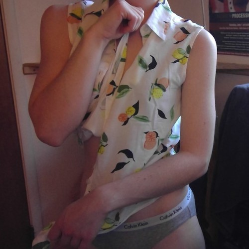 smallandrad: no one really appreciated how cute my outfit was today