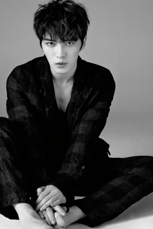 Jaejoong 'girlish' moments