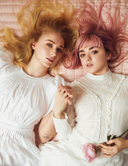 rubyredwisp: Maisie Williams and Sophie Turner© adult photos