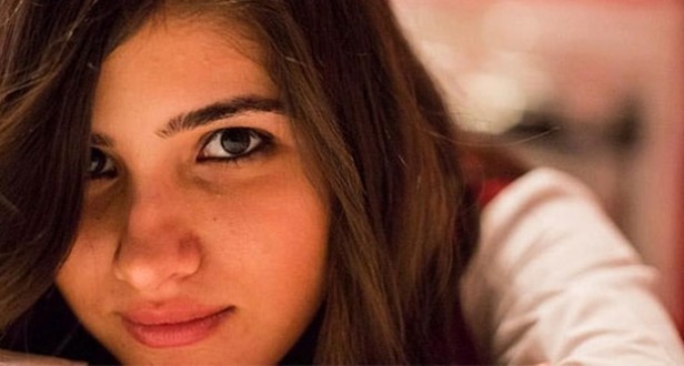 gcgcgcgcgcgc:  Özgecan Aslan, a Turkish University student, was on a bus on her