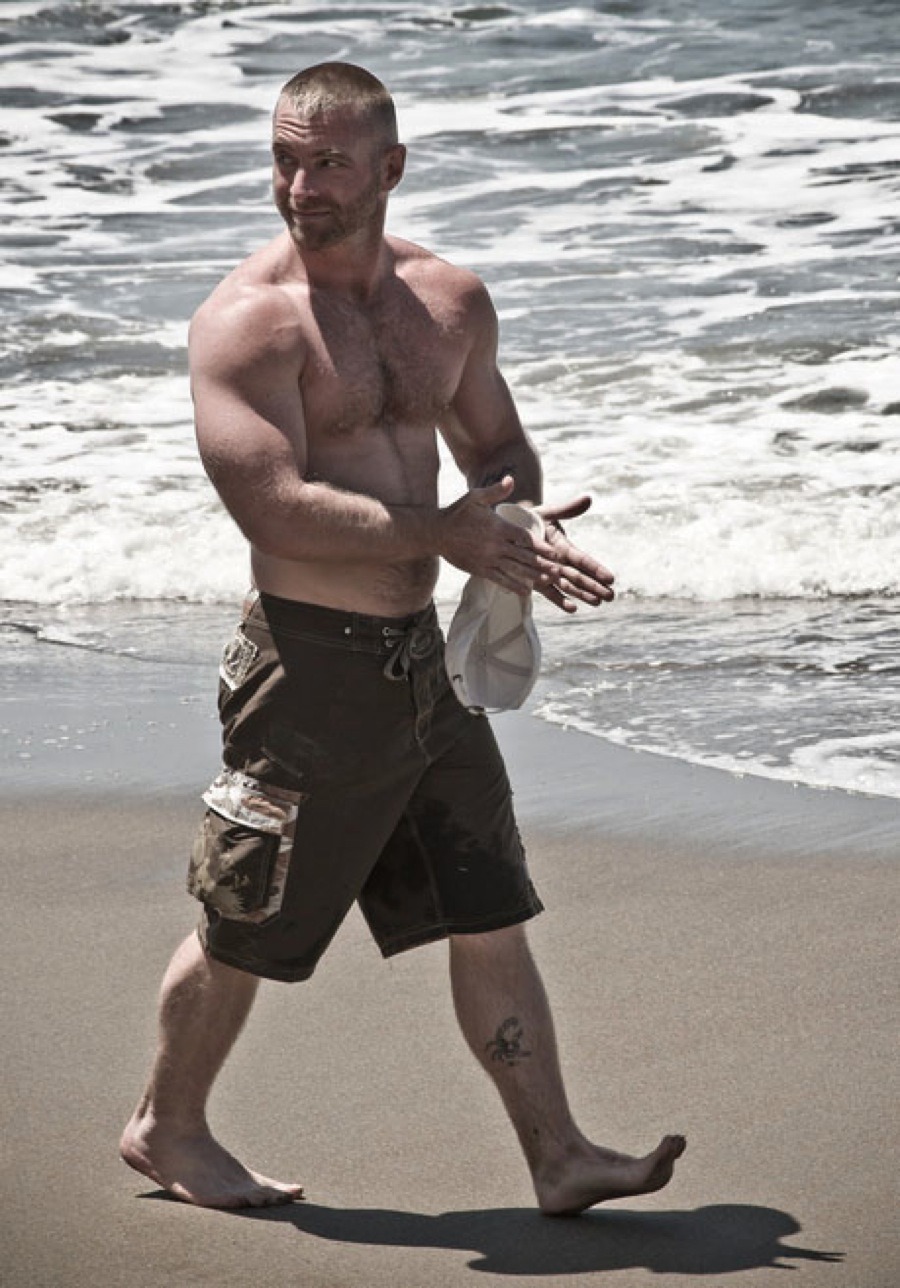 Sexy muscle guys