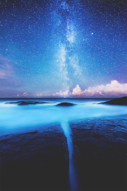 wearevanity:  The blue night © 