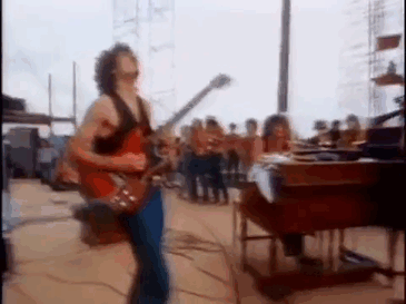 johnny-cool:    Santana @ Woodstock Saturday, August 16, 1969   