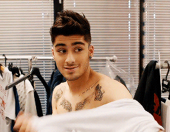  @zaynmalik: &ldquo;Sometimes just the sound of someone’s voice can make you