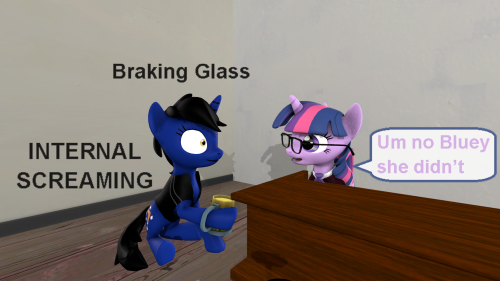ask-the-out-buck-pony:  (True Blue) AAHHHHHHHHH NOT THIS AGAIN hang on that the f*yay* is this floating in my beer?Asked by asktheponycaptainGuest Bartender Twilight from ask-bounty-hunter-aj / kukotte   XD