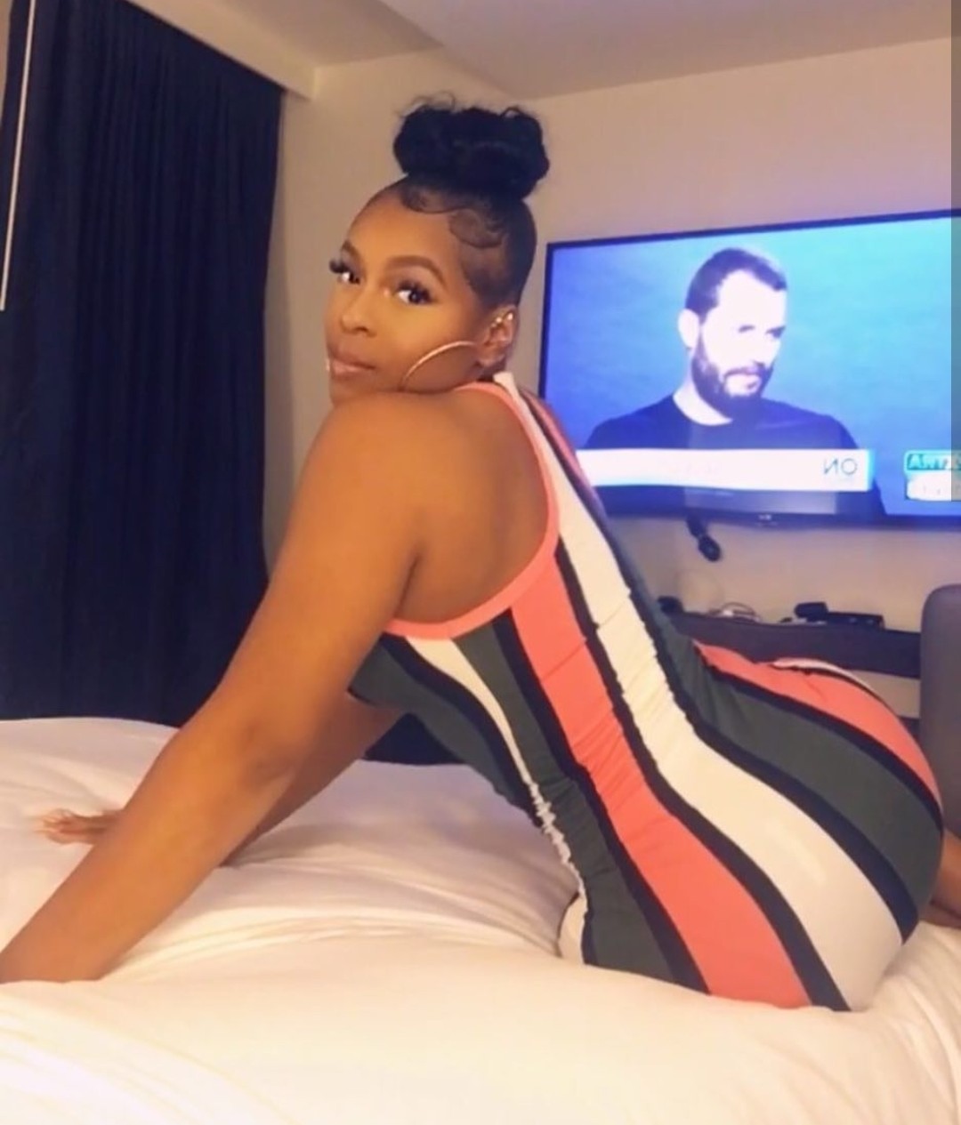 kingjazziedad:  DeliciouslySexy. BootiDelicious Mami…….Ms MenaMonroe  💜  ❤️