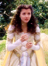 elizabetbennet:Costume series ◆ Princess Lily’s white dress from Legend (1985)