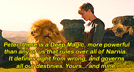 sylvia-tilly:31 Days of Narnia - Day 22: Favourite Scene↳ Peter Pevensie
