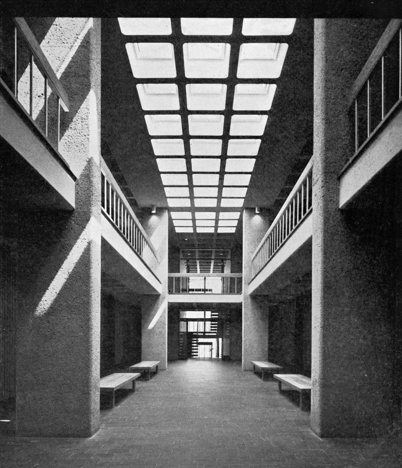 fuckyeahbrutalism:  Olin-Sang Center, Brandeis University, Waltham, Massachusetts,