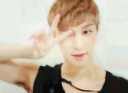 getlayd:  Model Yixing  