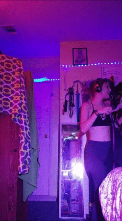 sortofunpleasant:  sortofunpleasant: OH THE LESS I KNOW THE BETTER~!         ManyVids