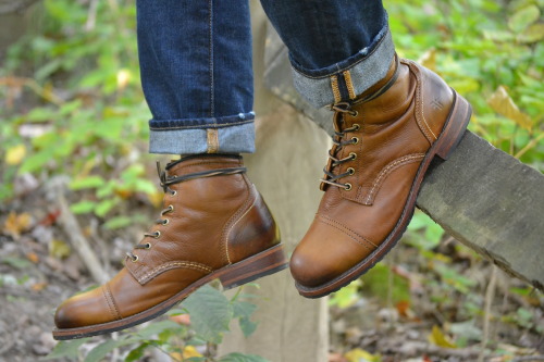 logan cap toe boots