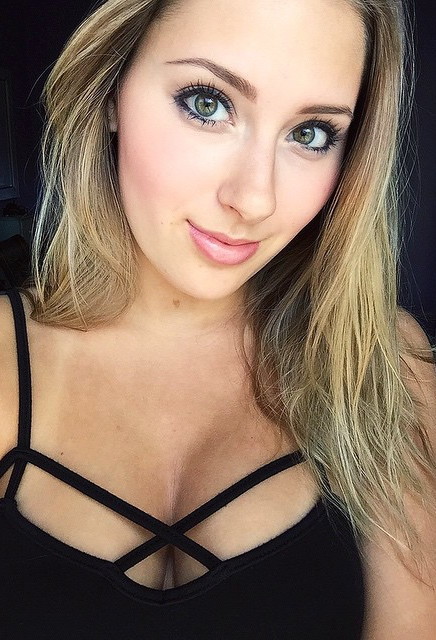 deremotionaleleader:  Claire Abbott