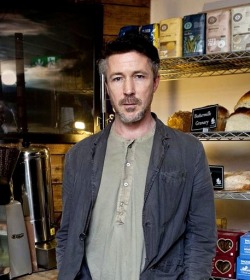 myrandar:  Aidan Gillen + 