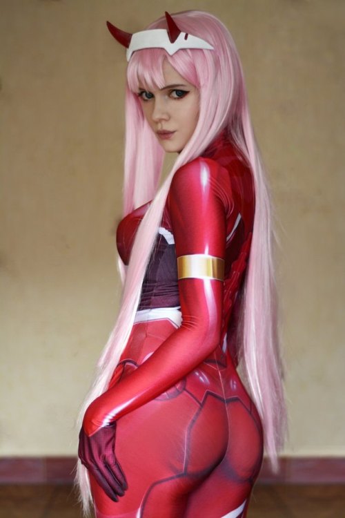 Porn photo chickcosplay:  Zero Two by Evenink_cosplay