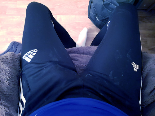 swedishtrackieboy: Starting to look good now ;)Like what you see? Please reblog &amp; like  Mess