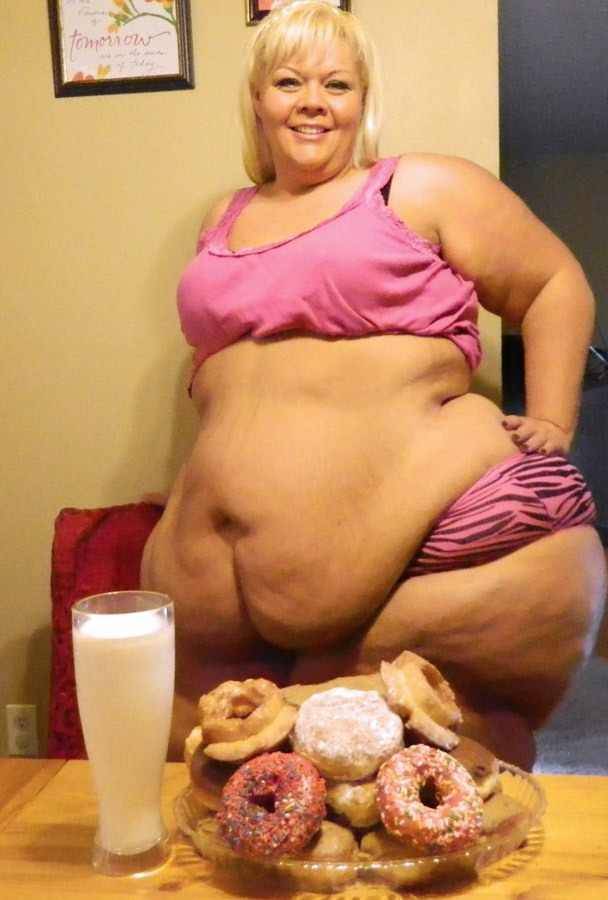 blacksupersizedasses:  White Girls at their Greatest!