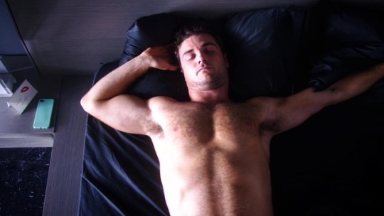 malecelebarmpits:  Beau Mirchoff 3