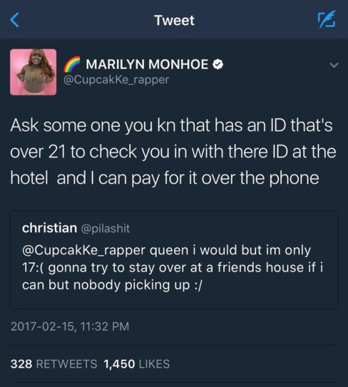 hoebutmadefashion:  thetrippytrip:   Cupcakke is for the people!   She’s always been nice to fans .. one time she sent pizza to a fan LOVE her so much.   