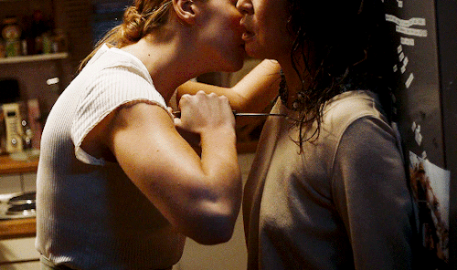 lousolversons:Endless Ships - Eve Polastri/Villanelle, Killing Eve“I think about you all the time…”“