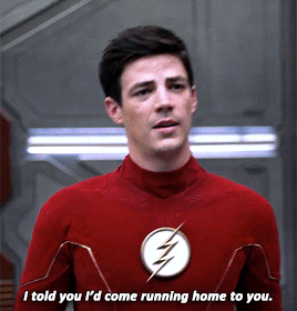 irisandtheflash:Barry going to Iris immediately upon his arrival on the Waverider. | Barry immediatl