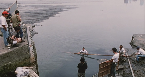 :  Fellow filmmaker Ann Hui in Tsai Ming-liang’s The River.