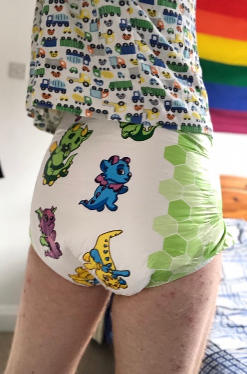 diaper-scort:Trying out lil rascals from @nappies-r-us I love the pattern and print let’s see how th