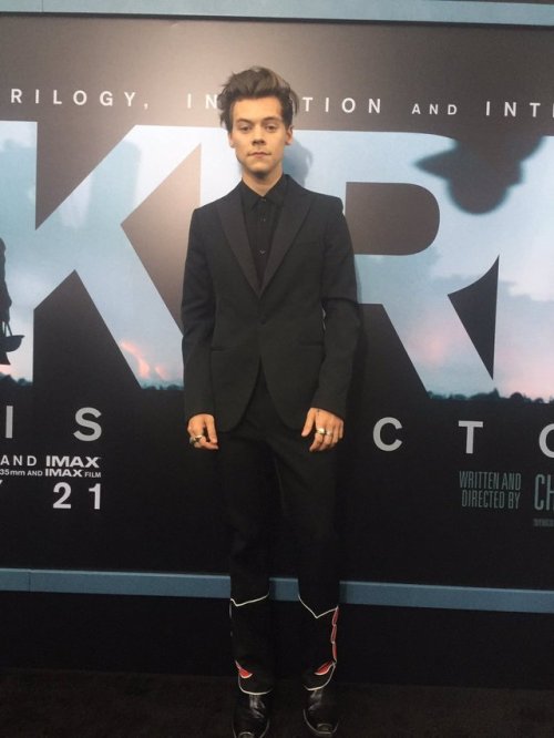 thedailystyles:@IMAX: @Harry_Styles just arrived at @dunkirkmovie premiere!