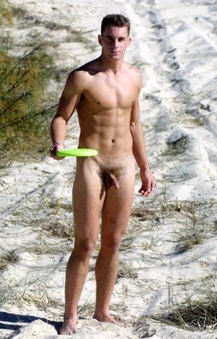 gaynudistcocks:  Be proud of your cock and show it in public: Exhibitionists have
