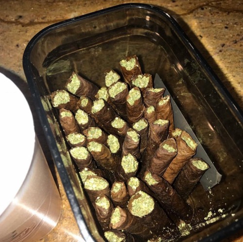 richthuglife:Chief Keef is a king, Just look at these backwoods