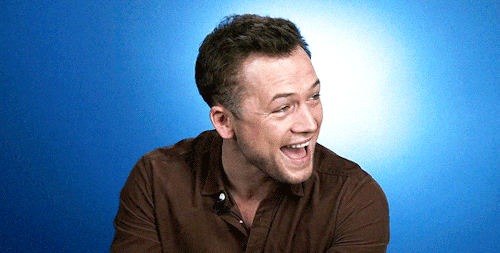 itstevebucky:Taron Egerton Reads Thirst Tweets