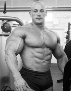 bodybuilers4worship:  What can I say……