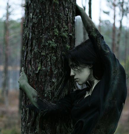 a-cornucopia-of-mythology:  Dryads are tree-nymphs, especially the spirits of oaks.