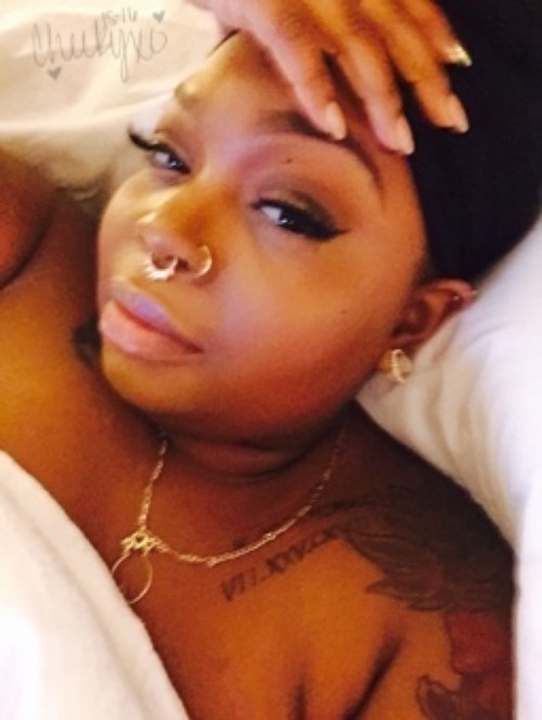 boujee-xx: In bed glow ✨ nice hot shower after a work out & enjoying guilty pleasures on TV