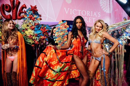 Behati, Jasmine &amp; Candice backstage at the Victoria’s Secret Fashion Show 2015.