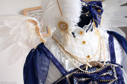 nokecha:  Crystal Dream Carnival Pegasus OutfitWhen I heard that Angelic Pretty was going to be at the Hellocon Teaparty 2015 I started planning this outfit. The theme of the teaparty was Fairytale Theatre so I decided to go with the pegasus theme as