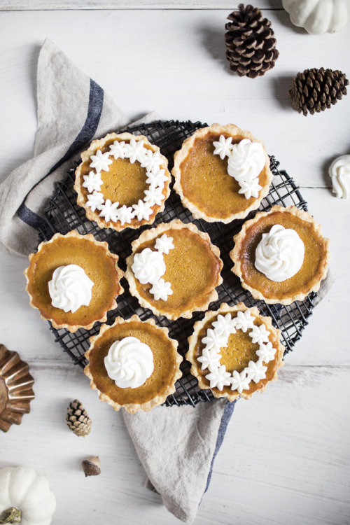 sweetoothgirl: pumpkin chai tartlets
