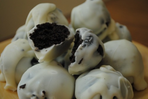 chocolatefoood:  white chocolate request 