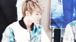 jeonwoof:  blonde l.joe / for byunghunny 