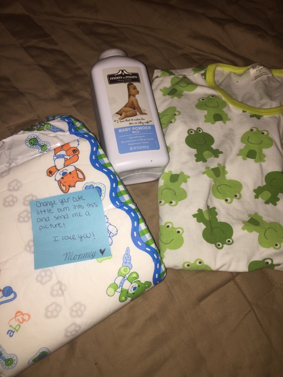 cuddlebugandmommasnug:  OMG😍❤️ I LITERALLY HAVE THE BEST MOMMY IN THE GALAXY!!!