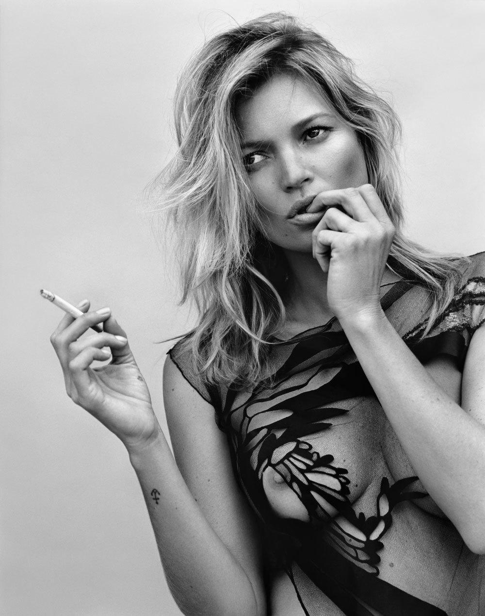mesportraitsfavoris:   © Alasdair McLellan   Kate Moss, 2014 