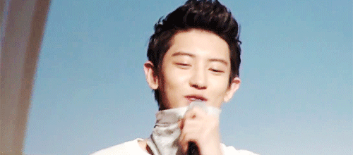yeollovemebaek:  chanyeol the five year old ◠◡◠ 