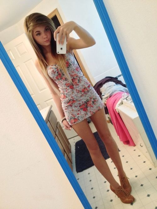 ass-lishous:  Finally found out who she is #danni meow… pretty fuckin sexy if u ask me!!! Will u marry me? Mmm mmm mmm