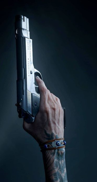 Ellie Holding Things That Can Kill You, A Collection