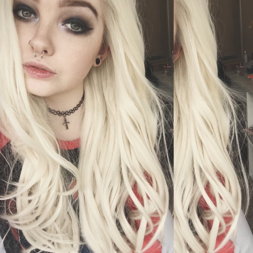 punkflop:  emo queen emma 