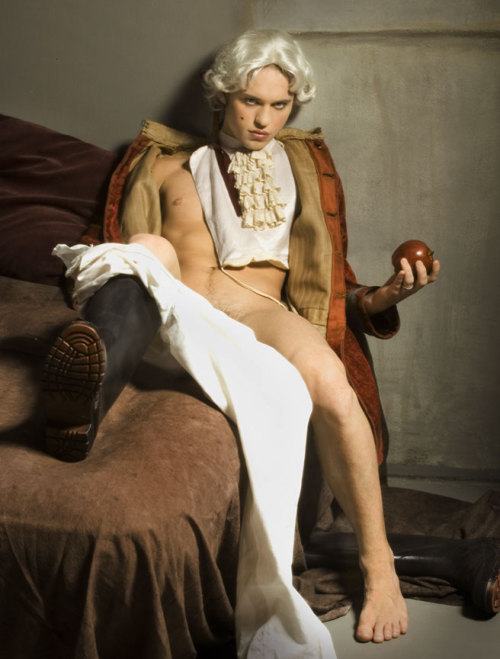 ohthentic:  jihelle:  modèle Ashtyn Long  quite queer 