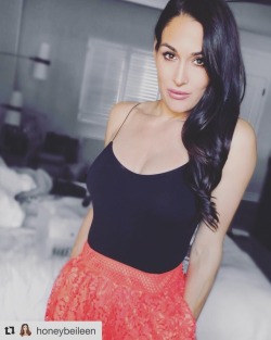 rawsmackdownnxtdivas:Nikki Bella 💋