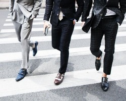 the-suit-man:  Suits &amp; mens fashion for classy gentlemen http://the-suit-man.tumblr.com/ 