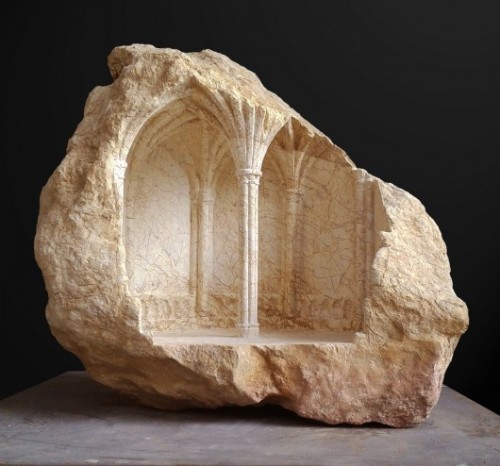 grande-spirito:Matthew Simmonds, an art historian and architectural stone carver based in Italy, has